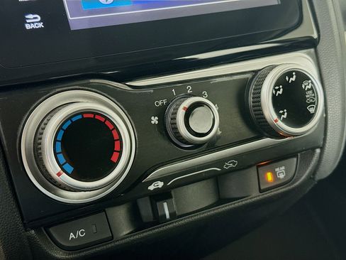 Used 2015 Honda Fit EX image 17