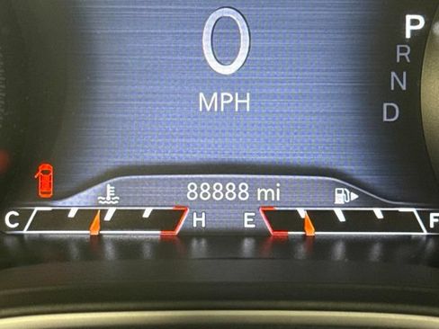 Used 2019 Jeep Cherokee Limited w/ Luxury Group AWD/4WD image 19