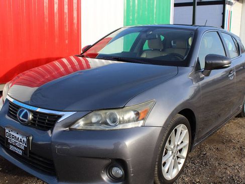 Used 2012 Lexus CT 200h Premium w/ Premium Audio Pkg FWD image 2