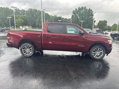 Used 2023 RAM 1500 Laramie AWD/4WD image 2