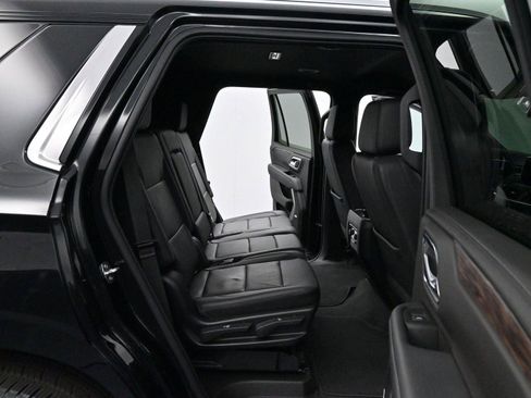 Used 2022 Chevrolet Tahoe LT image 35