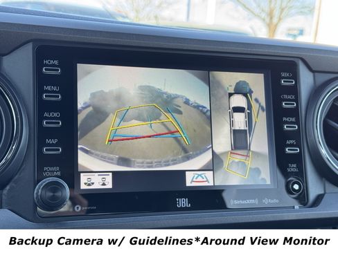 Used 2020 Toyota Tacoma TRD Off-Road image 9