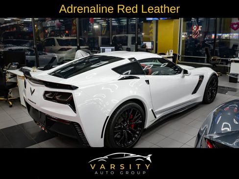 Used 2016 Chevrolet Corvette Z06 w/ 2LZ Preferred Equipment Group image 4