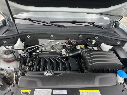 Used 2023 Volkswagen Atlas Cross Sport SE w/ Panoramic Sunroof Package AWD/4WD image 30