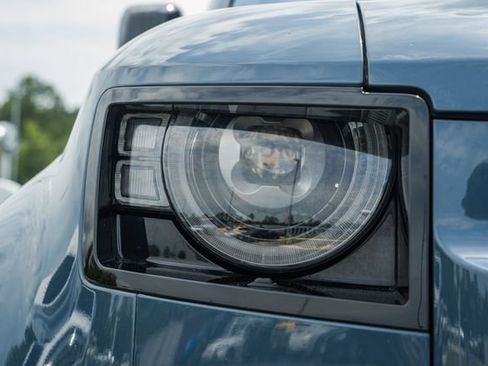 Used 2022 Land Rover Defender 110 SE AWD/4WD image 20