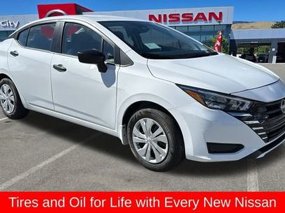 New 2025 Nissan Versa S w/ Trunk Package