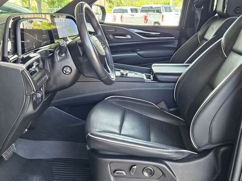 Used 2024 Cadillac Escalade Sport w/ LPO, ONYX Package AWD/4WD image 22