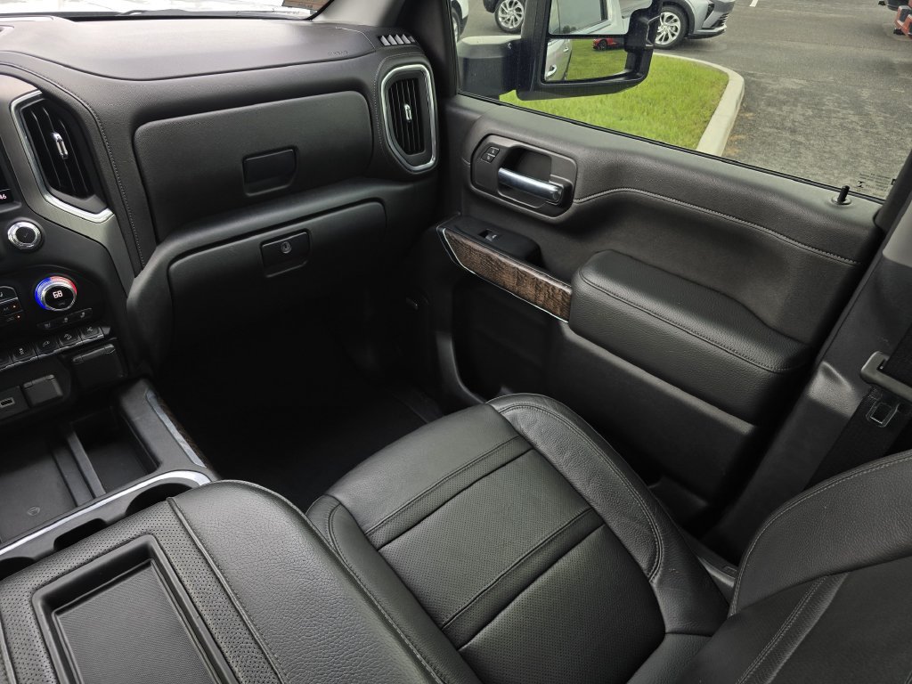 Used 2022 GMC Sierra 2500 Denali w/ Denali Ultimate Package AWD/4WD image 24