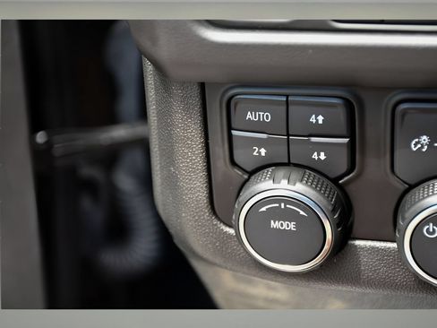 Used 2023 Chevrolet Tahoe Premier w/ Advanced Technology Package AWD/4WD image 35