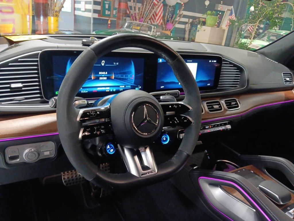 Used 2024 Mercedes-Benz GLS 63 AMG 4MATIC image 5