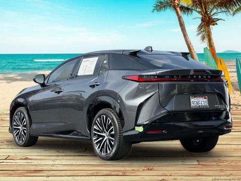 Used 2023 Lexus RZ 450e Premium w/ Cold Area Package image 4