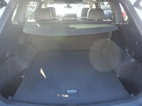 Used 2022 Volkswagen Tiguan SE R-Line image 29