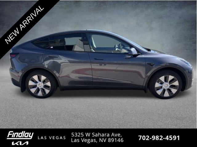 Used 2023 Tesla Model Y 2WD image 5