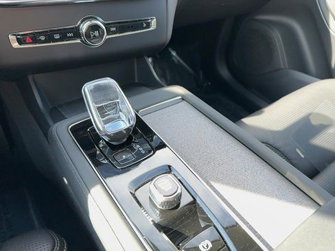 New 2026 Volvo XC90 B6 Ultra w/ Lounge Package AWD/4WD image 23