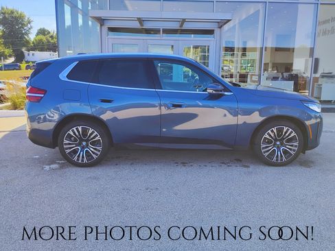 Used 2025 BMW X3 xDrive30 AWD/4WD image 2