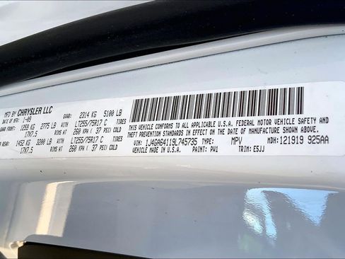 Used 2009 Jeep Wrangler Rubicon w/ Dual Top Group image 28