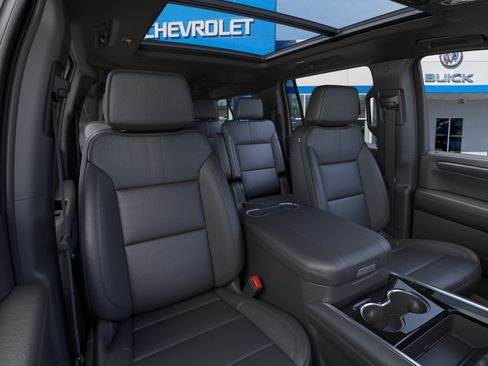 New 2026 Chevrolet Suburban RST w/ Comfort Package AWD/4WD image 42