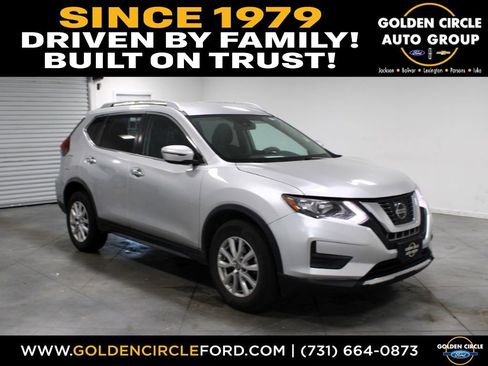 Used 2020 Nissan Rogue SV AWD/4WD image 1