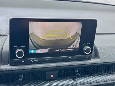 Used 2024 Honda CR-V LX image 10