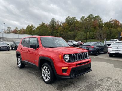 Used 2023 Jeep Renegade Latitude