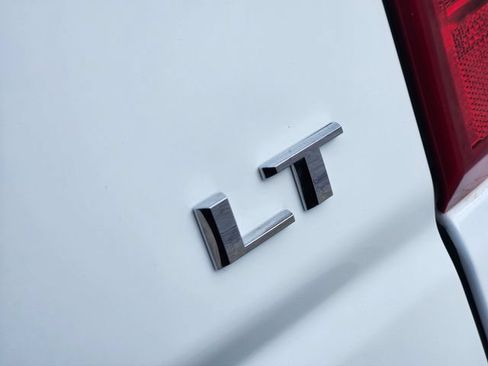 Used 2025 Chevrolet Silverado 1500 LT AWD/4WD image 12