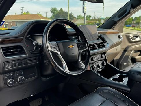 Used 2021 Chevrolet Tahoe Premier AWD/4WD image 23