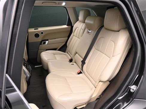 Used 2017 Land Rover Range Rover Sport HSE image 15