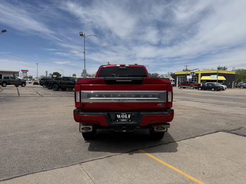 Used 2022 Ford F250 Platinum AWD/4WD image 8