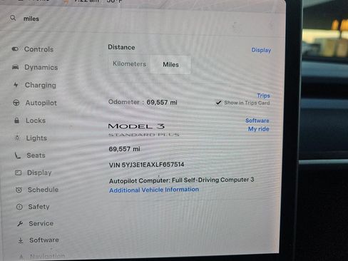 Used 2020 Tesla Model 3 Standard Range image 3