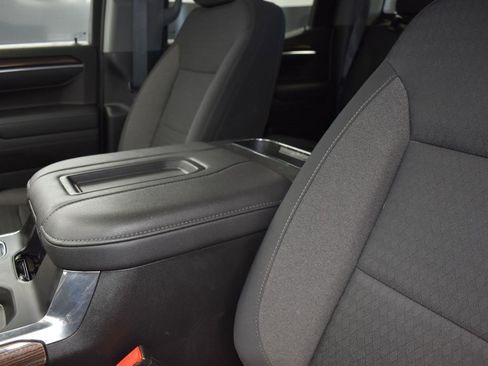 Used 2022 Chevrolet Silverado 1500 RST w/ Convenience Package II image 14