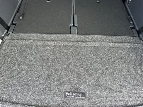 New 2025 Volkswagen Atlas Peak Edition SE image 15