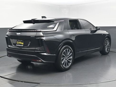 Used 2024 Cadillac Lyriq Sport RWD image 5