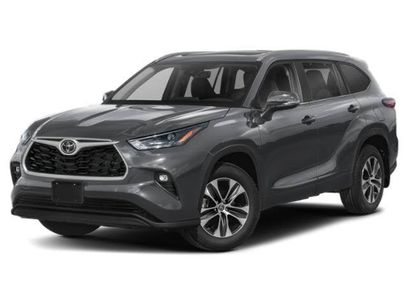 Used 2023 Toyota Highlander XLE