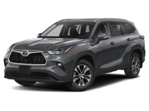 Used 2023 Toyota Highlander XLE FWD image 1