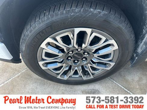 Certified 2024 GMC Sierra 1500 Denali Ultimate image 10