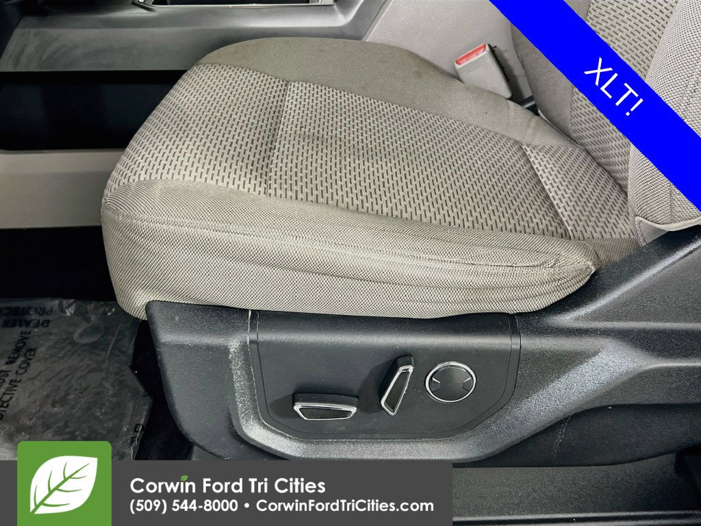 Used 2017 Ford F150 XLT w/ Equipment Group 302A Luxury AWD/4WD image 21