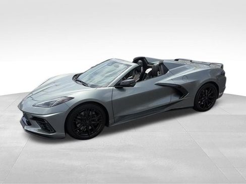 Used 2024 Chevrolet Corvette Stingray Premium Conv w/ Z51 Performance Package RWD image 5