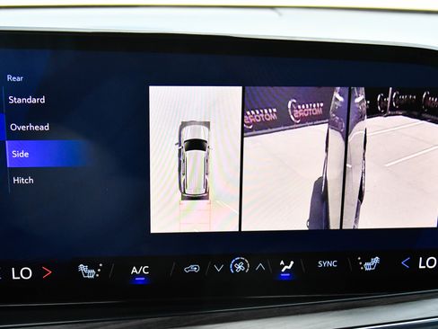 Used 2025 Chevrolet Tahoe LT AWD/4WD image 19