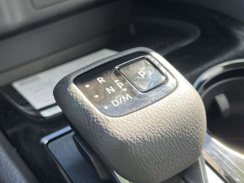 Used 2026 Nissan Rogue SV image 14