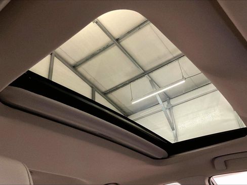 Used 2017 Toyota Avalon Limited w/ All Weather Liner Package image 21