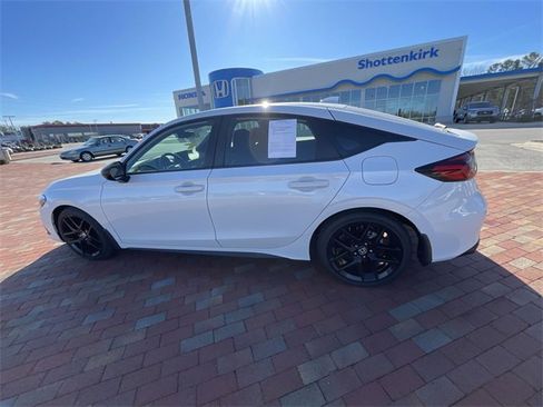 Certified 2023 Honda Civic Sport image 11