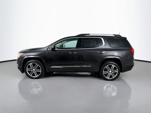 Used 2017 GMC Acadia Denali w/ Technology Package AWD/4WD image 4