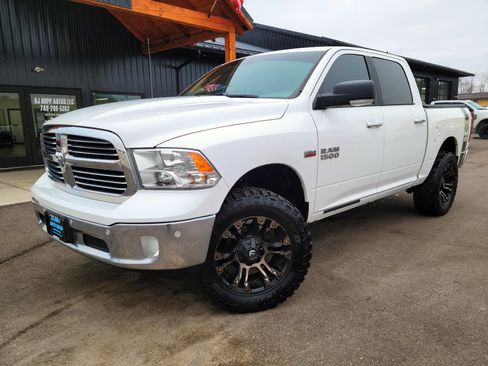 Used 2018 RAM 1500 Big Horn image 1