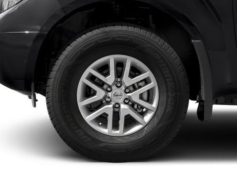Used 2017 Nissan Frontier SV AWD/4WD image 15