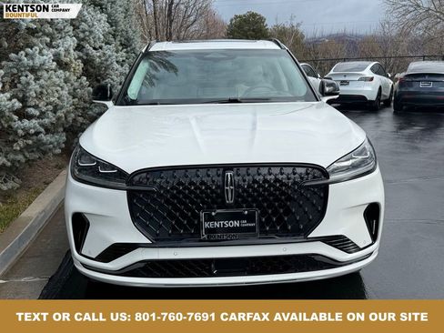 Used 2025 Lincoln Aviator Reserve w/ Equipment Group 201A image 2