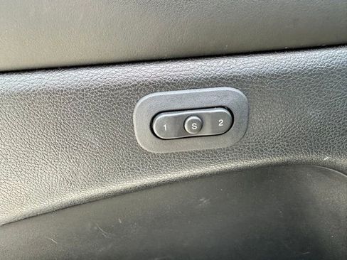 Used 2014 Jeep Grand Cherokee Overland image 12