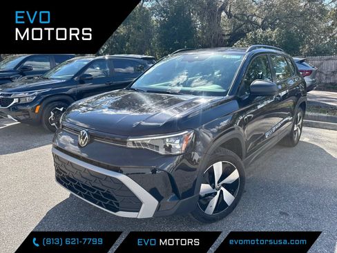 Used 2025 Volkswagen Taos S AWD/4WD image 1