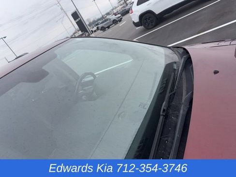 Used 2019 Dodge Grand Caravan SXT image 8