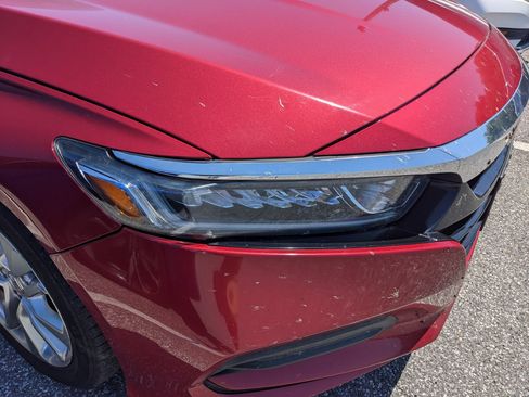 Used 2018 Honda Accord LX image 6