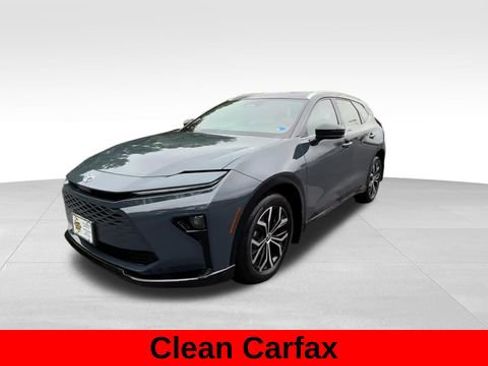 Used 2026 Toyota Crown Signia AWD/4WD image 2